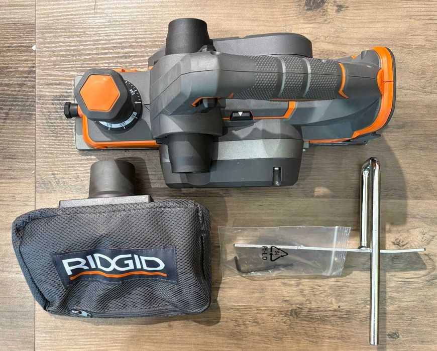 RIDGID/AEG R8481B Strug Akumulatorowy 18V Brushless 82 mm BODY