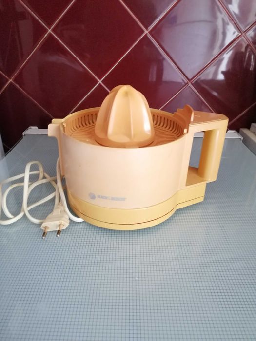 Chaleira, Espremedor e outros