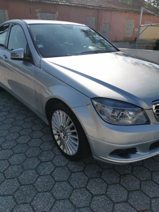 Mercedes-Benz C220 CDI BlueEFFICIENCY
