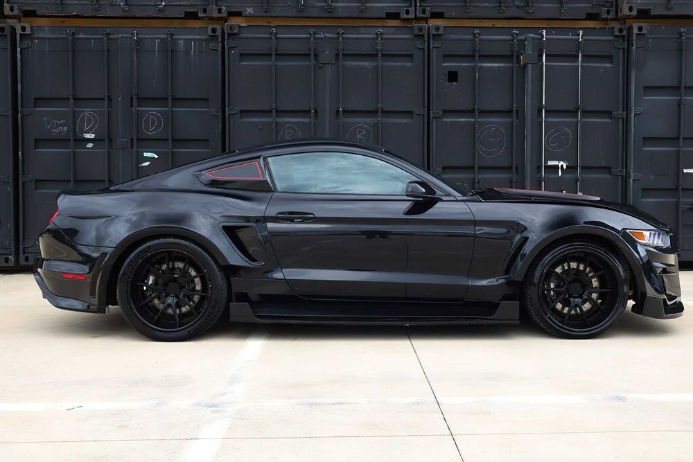 Ford Mustang Shelby GT350      2016