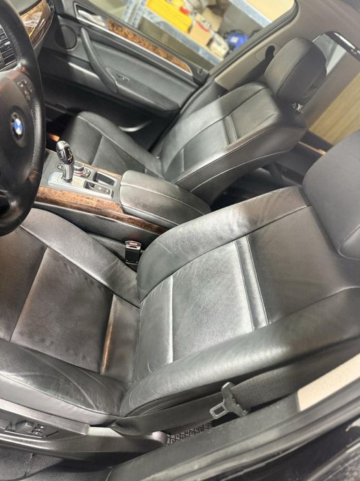 BMW X5   Продам вся в рідні красці