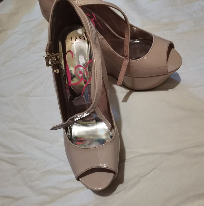 Жіночі туфлі. Б/у