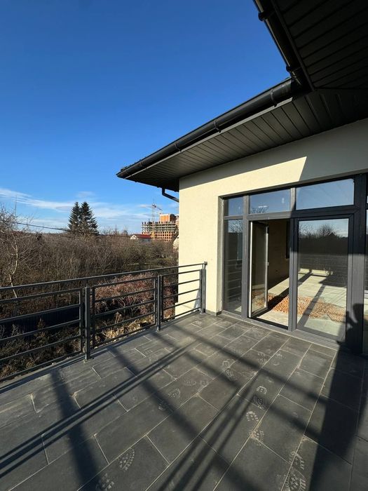 Продається будинок у топовій локації!