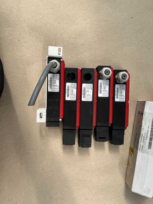 EUCHNER TP3-4141A024M 084270 Safety Switch 24V