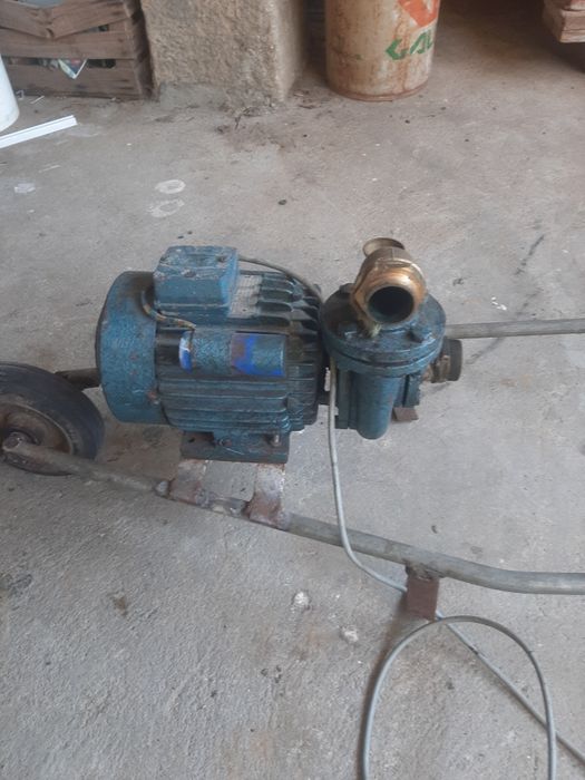 Bomba tirar agua com motor minifasico