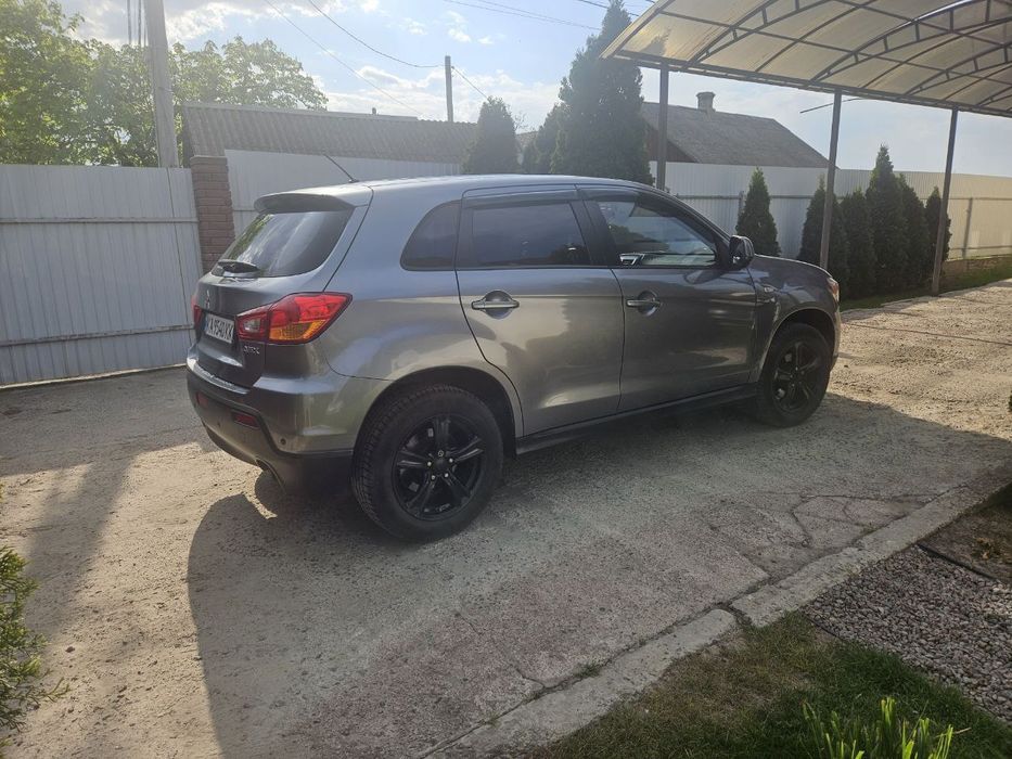Продам авто Мітсубісі ASX 2011 ,бензин 1,8,АКПП,Варіатор(CVT).Київ.