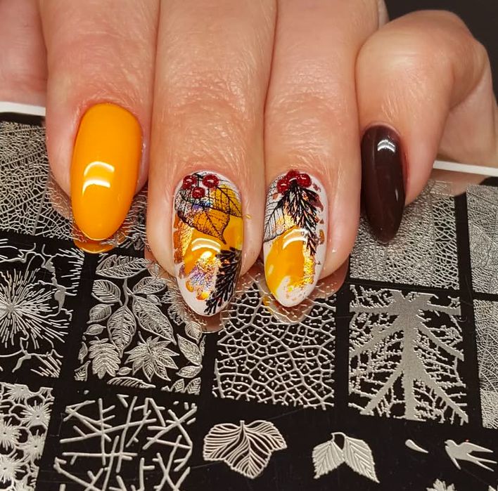 Сахарова 23!  Манікюр Педикюр!