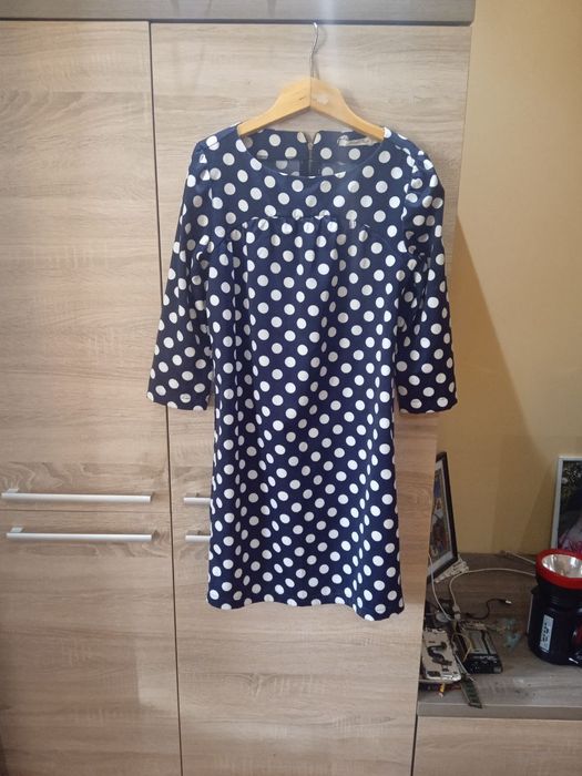 Красивое женское платье