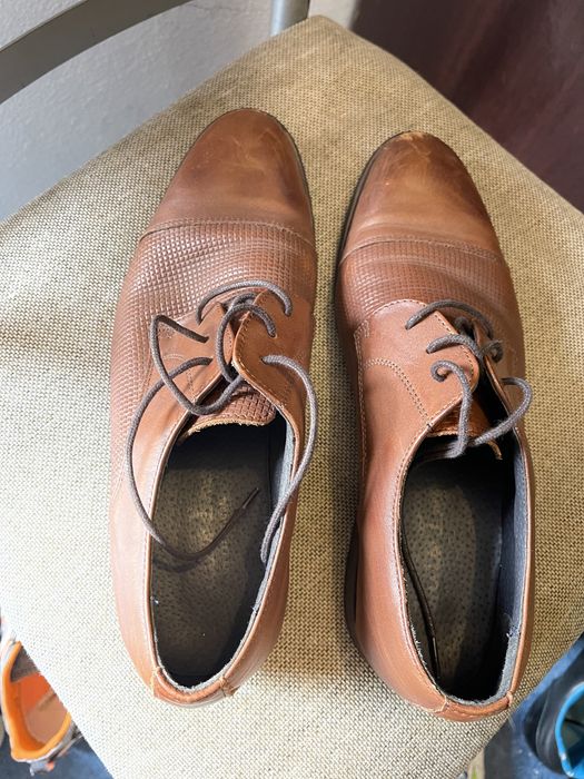 Sapatoa Suits inc e lefties