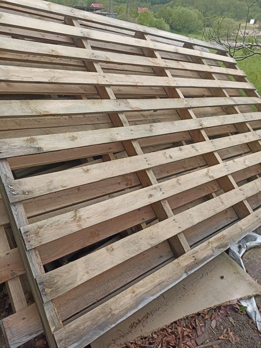 Duże palety 3x2 m