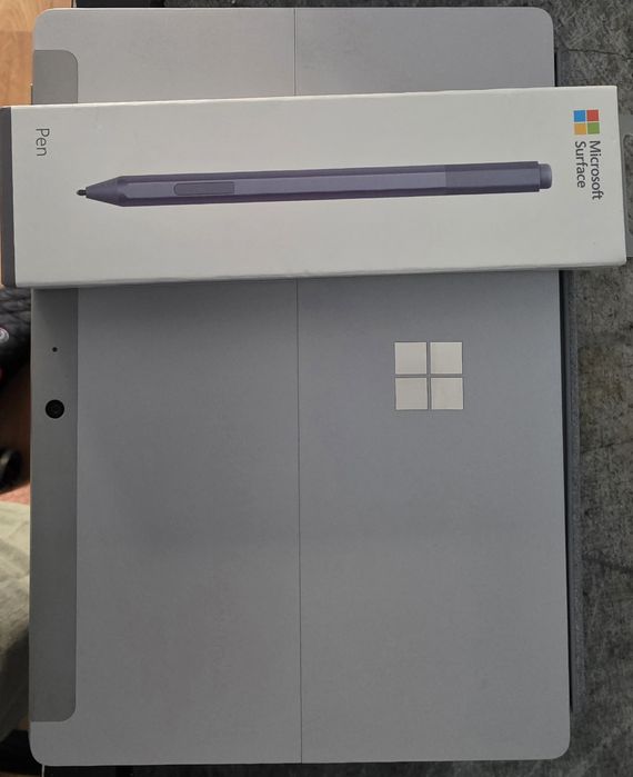 Computador Surface Go 2447462398682081281