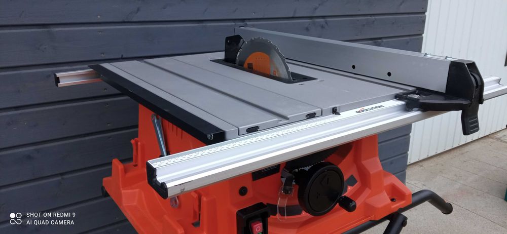 Piła stołowa Evolution 1500 W 255 mm R255PTS 2024r Ze Stołem