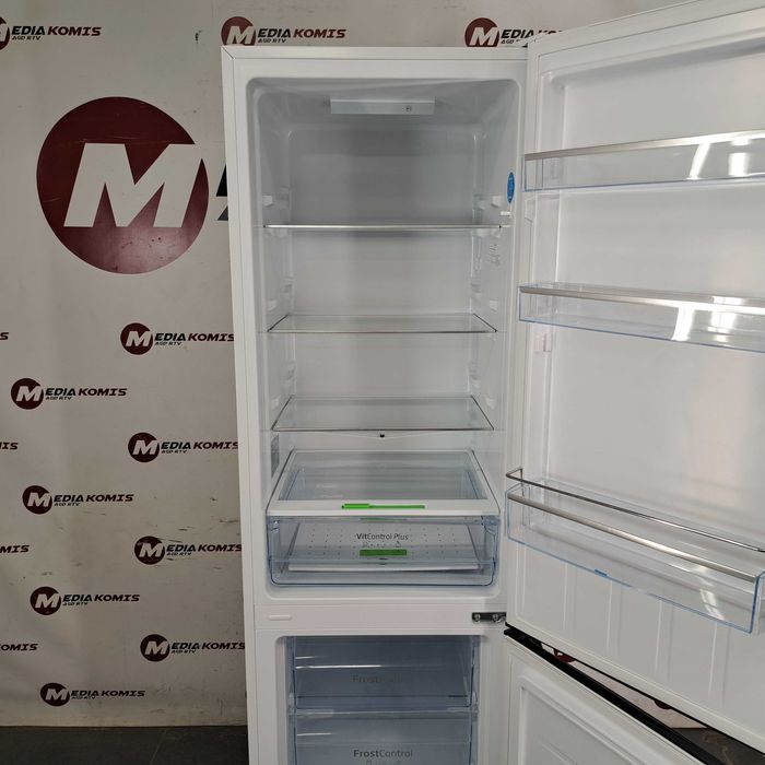 Lodówka Amica KGCL 387 150 S [12m-cy gwar] E/176cm wys/262litry/39dB