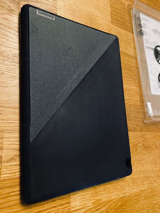 Etui do tabletu Lenovo