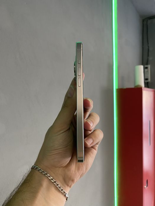 iPhone 15 Pro Max 256Gb White Titanium Neverlock від Магазину