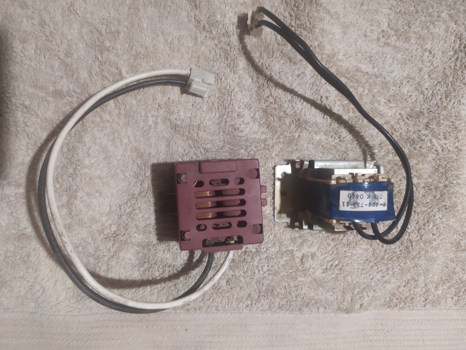 Трансформатор снято из рабочего телевизора