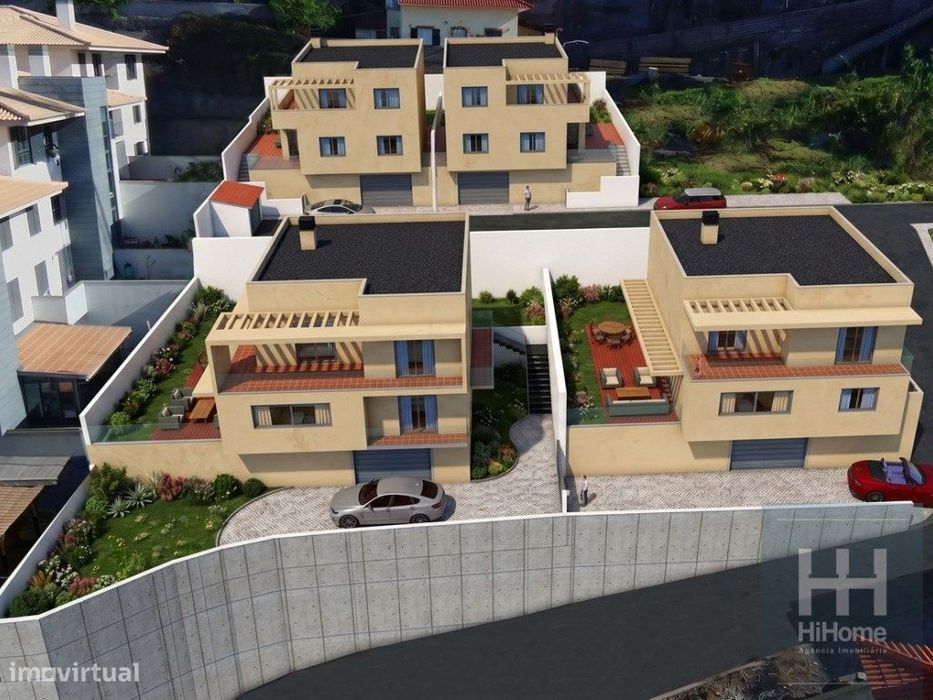 Moradia Geminada T3 em construção na Abegoaria - Caniço