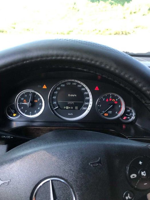 Продам Mersedess E220