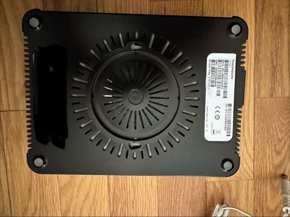 Router thomson TG784n