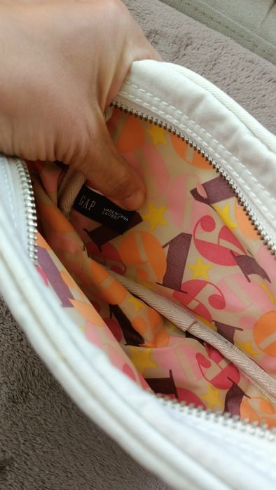 Kosmetyczka na kosmetyki Gap