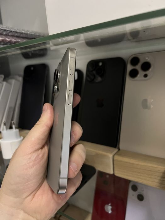  iPhone 15 Pro 256gb Natural Titanium Neverlock Відмінний стан