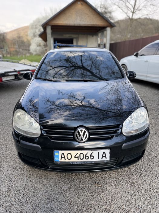 Гольф 5 ( 1.4 бензин,механіка) гарний стан!