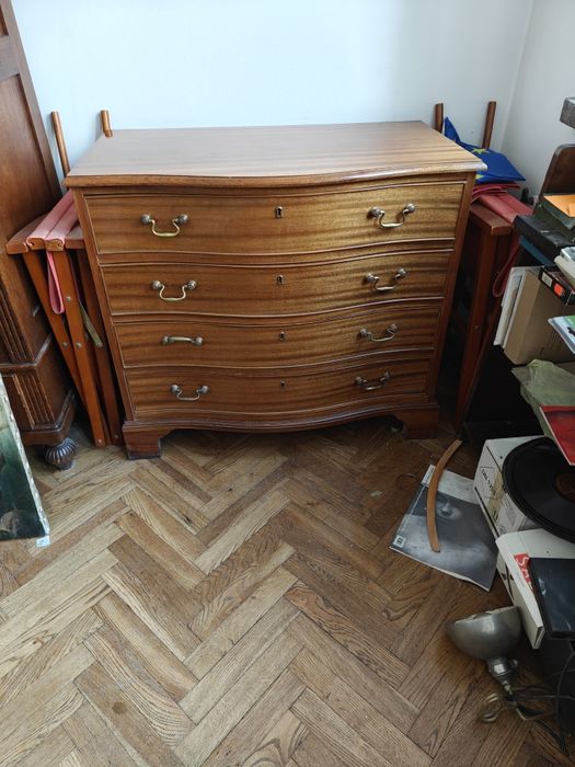 Ikona Designu. Komoda lata 60. Wyposażenie domu prof. G. Kowalskiego