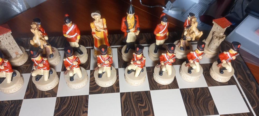 Колекційні шахи 2004р