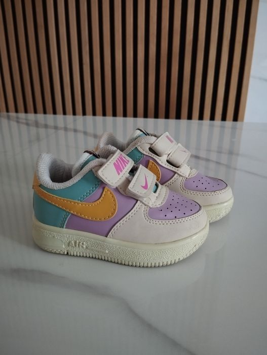Buty na rzepy Nike