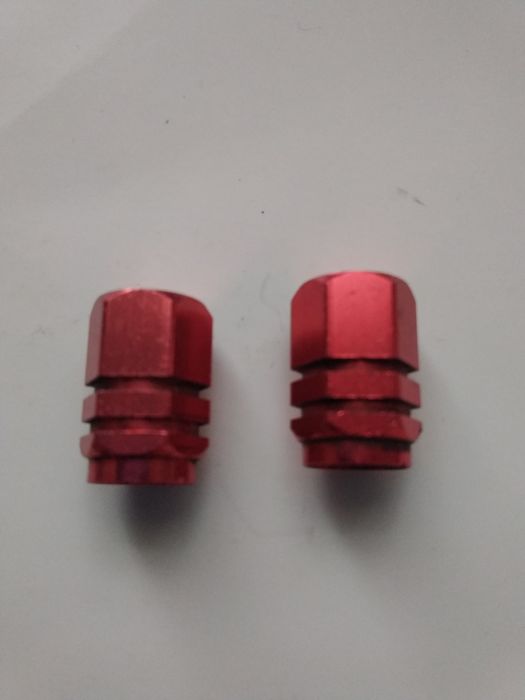 Колпачики для вентеля