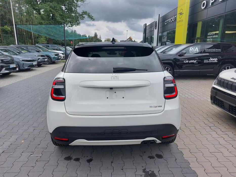 Fiat 600 Fiat 600 Hybrid La Prima 1.2 145 KM