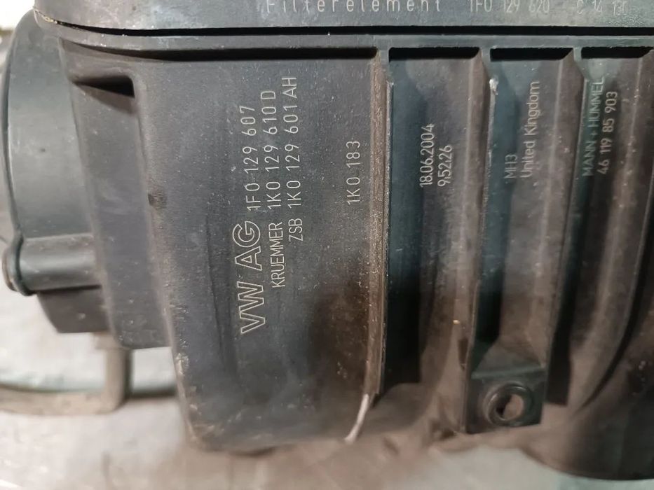 CAIXA DO FILTRO DE AR VOLKSWAGEN CADDY / GOLF V 2.0SDI 1F0129607
