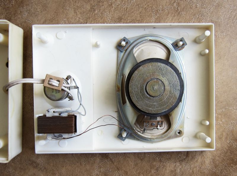 Динамики 1 Вт и 2 Вт. Радиоточка. (цена за все)