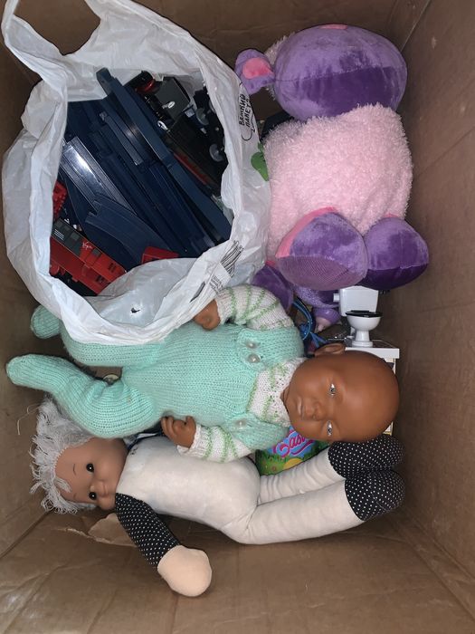 Лот   іграшок   з Європи