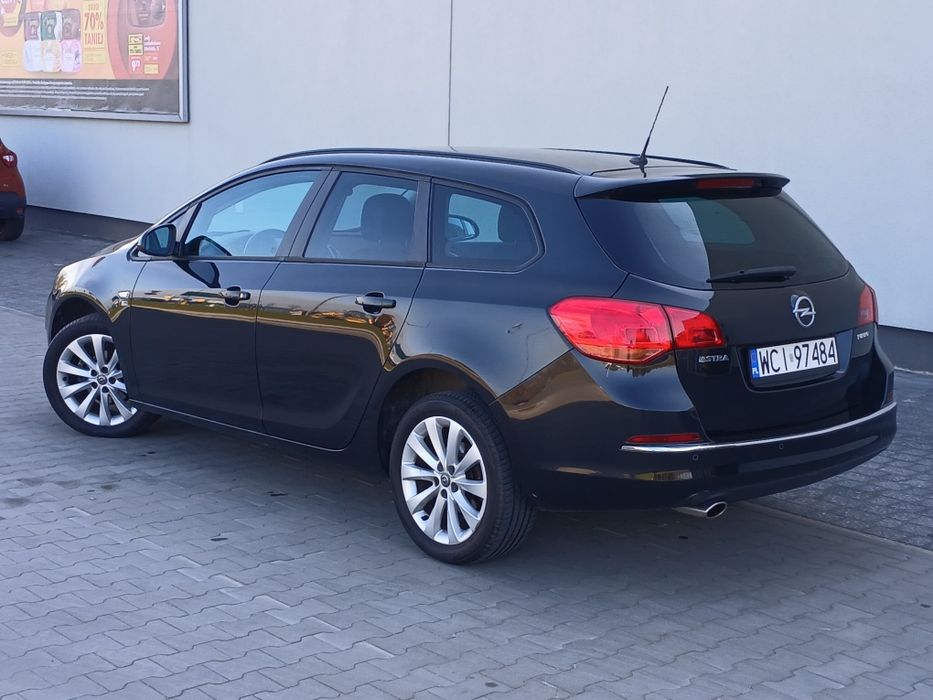 Opel Astra J combi 1.4 turbo benzyna