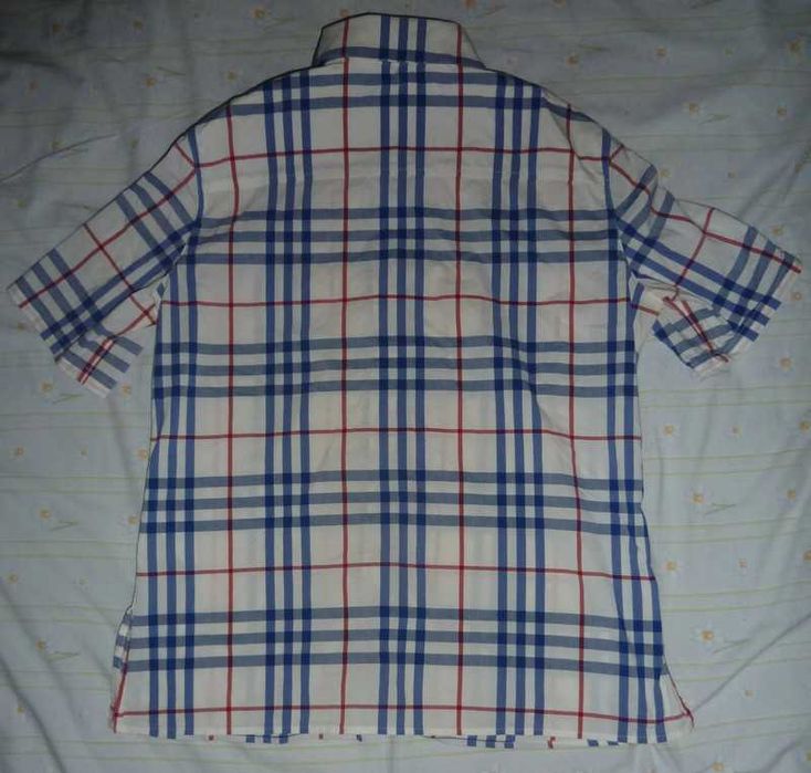 Camisa nova manga curta Burberry 40