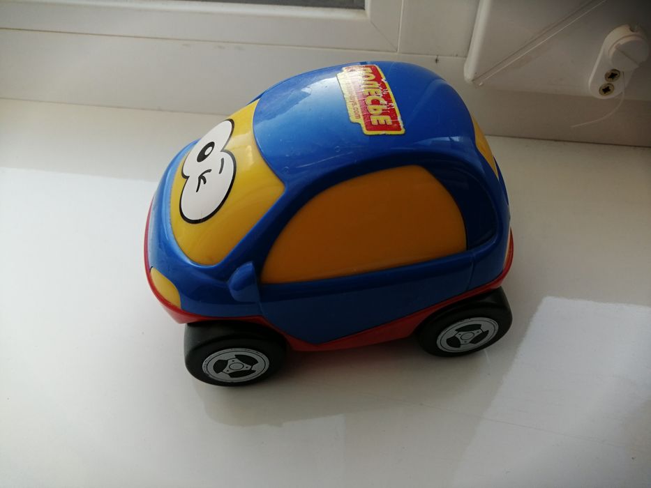 Детская машинка.