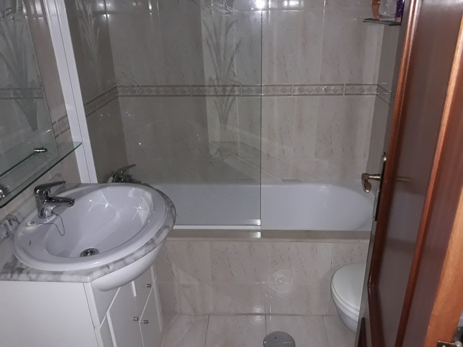 Vendo t2 com suite em Serzedo, VNG