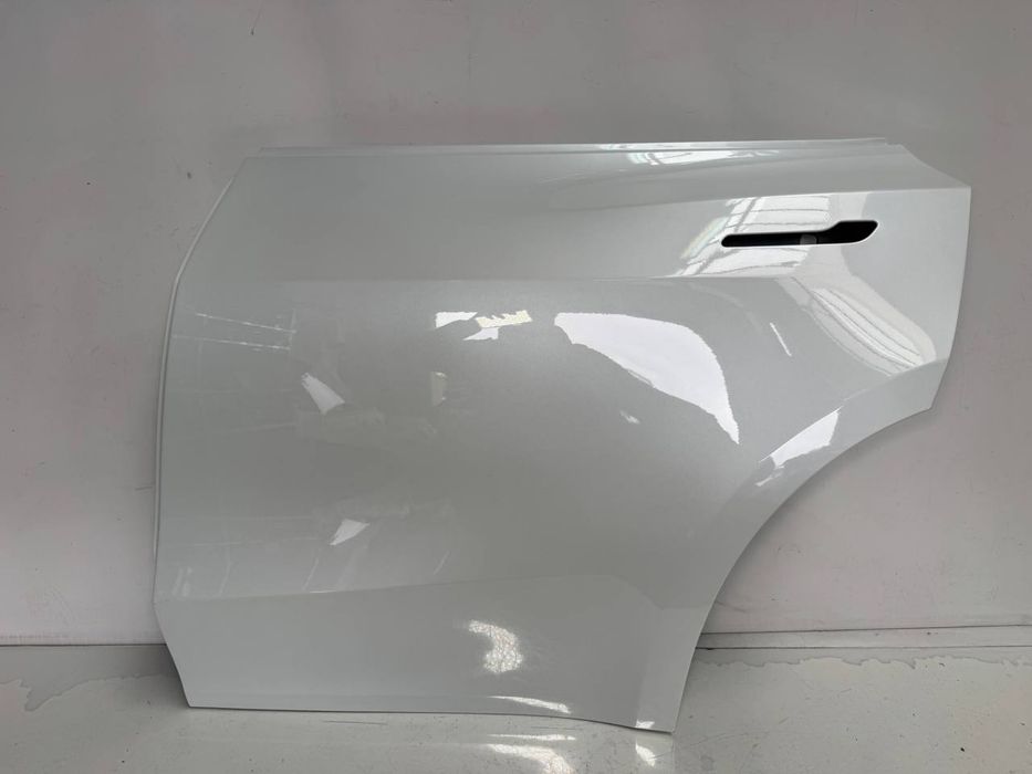 Двері задні до Tesla Model Y 2020-2024