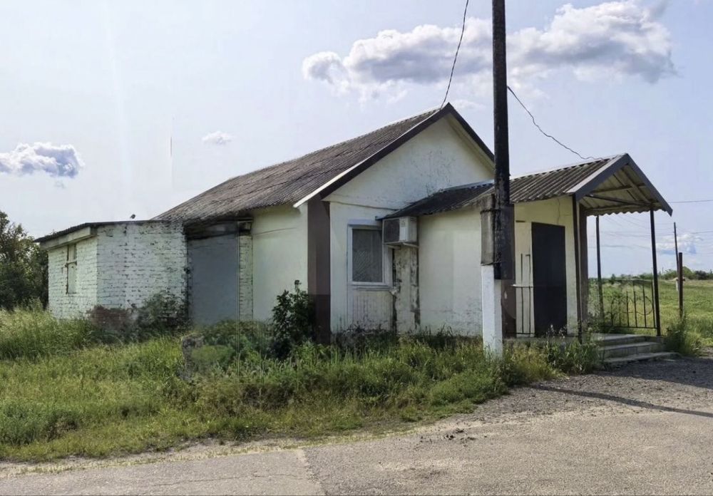 Продам торгівельне приміщення