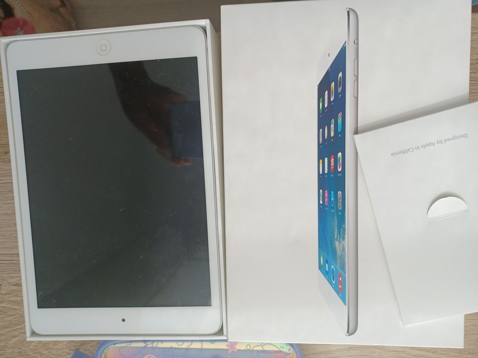 Ipad Mini 16 Gb Srebrny/ biały