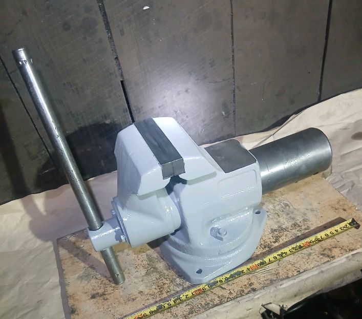 Лещата для роботи