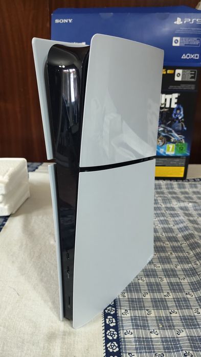 Consola Playstation 5 Slim Digital Edition