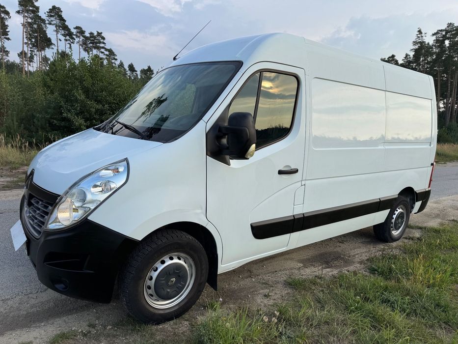 Renault Master  L2H2 średni  paka 3.3M   KLIMA jak nowy idealny