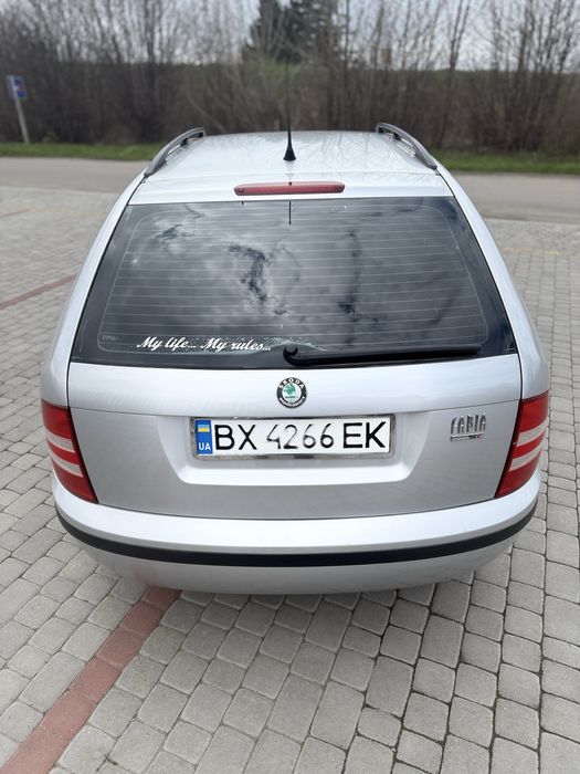 Продам шкоду фабію 1.4 MPI бензин