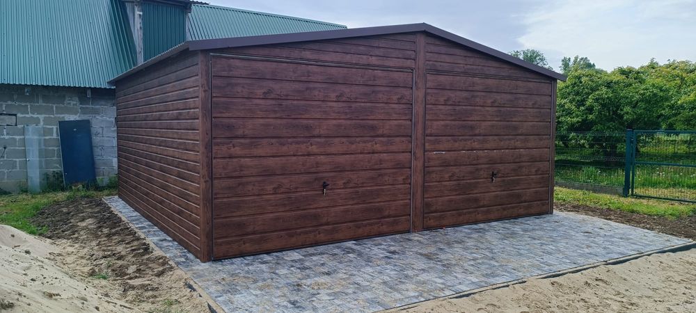 Garaz blaszak 6x6 Drewnopodobny