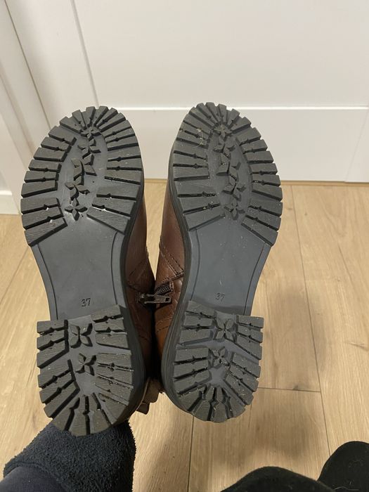 Buty skórzane Lasocki