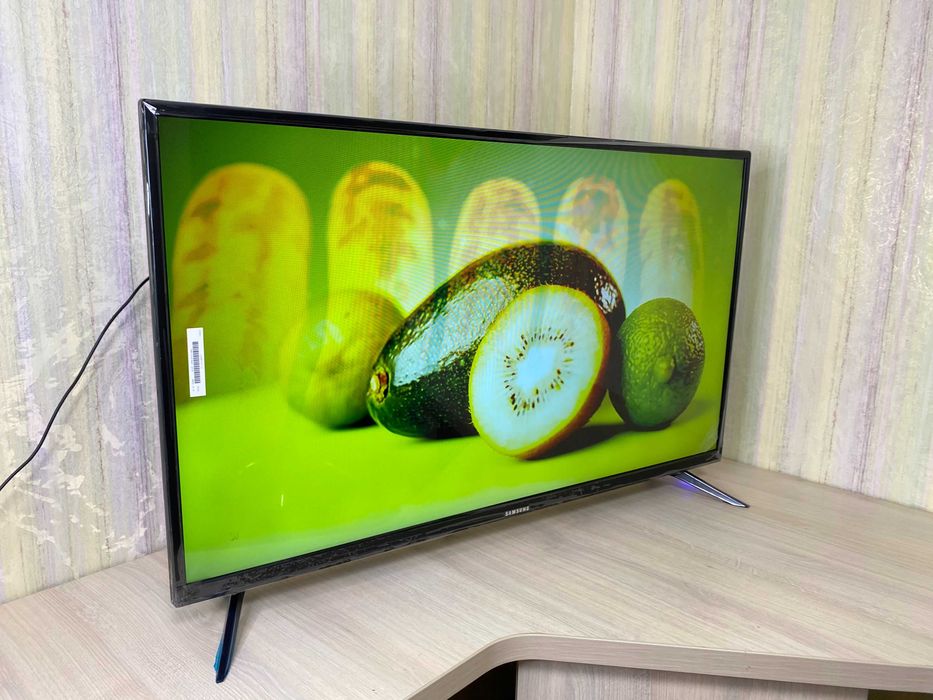 Безрамочный ТОНКИЙ телевизор Samsung 32" 4K, SmartTV, HDR, T2: 5 545 ...