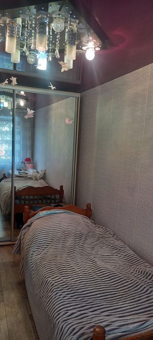 Продам 3к.кв.60м² 2/5 АО эл.мебель.2парковочных места.