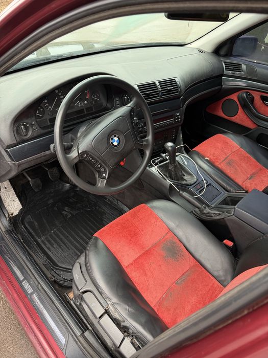 Продам BMW E39 520I з 4 газом
